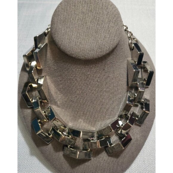 Traci Lynn Silver Tone Statement Necklace - Picture 1 of 6